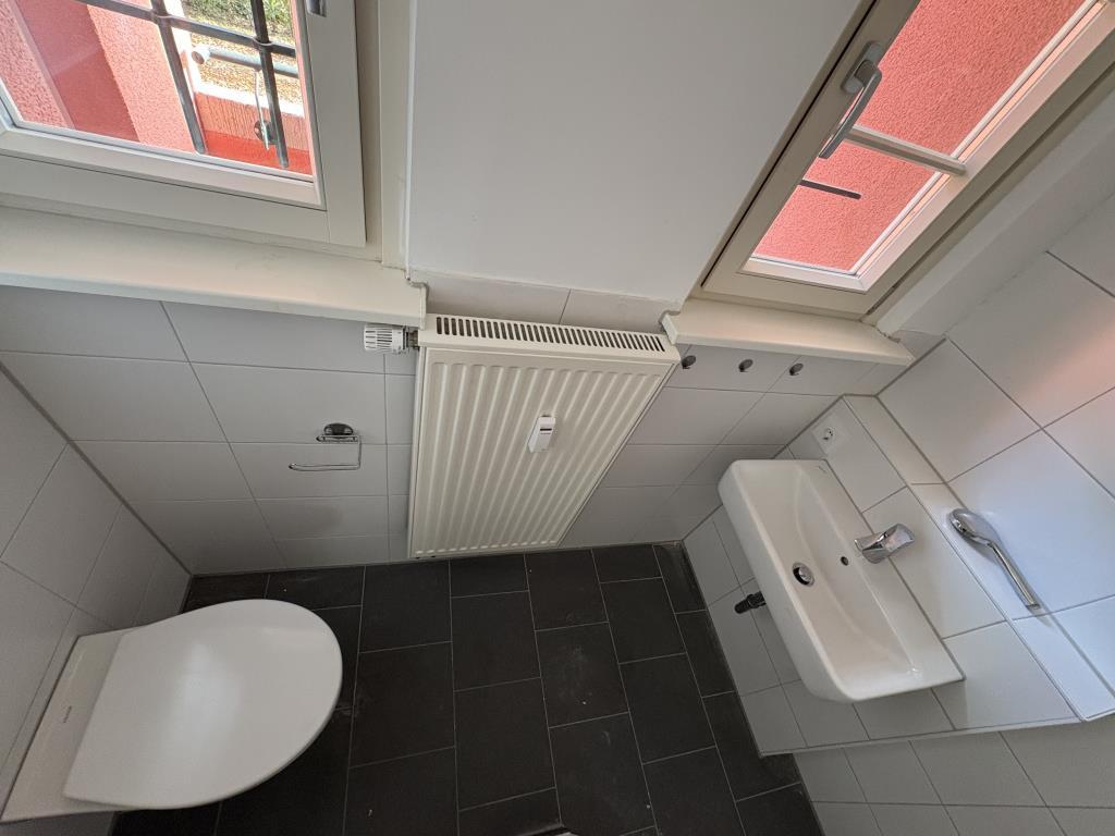 Helle 2-Zimmer-Wohnung freut sich auf Ihren Einzug - Foto 1