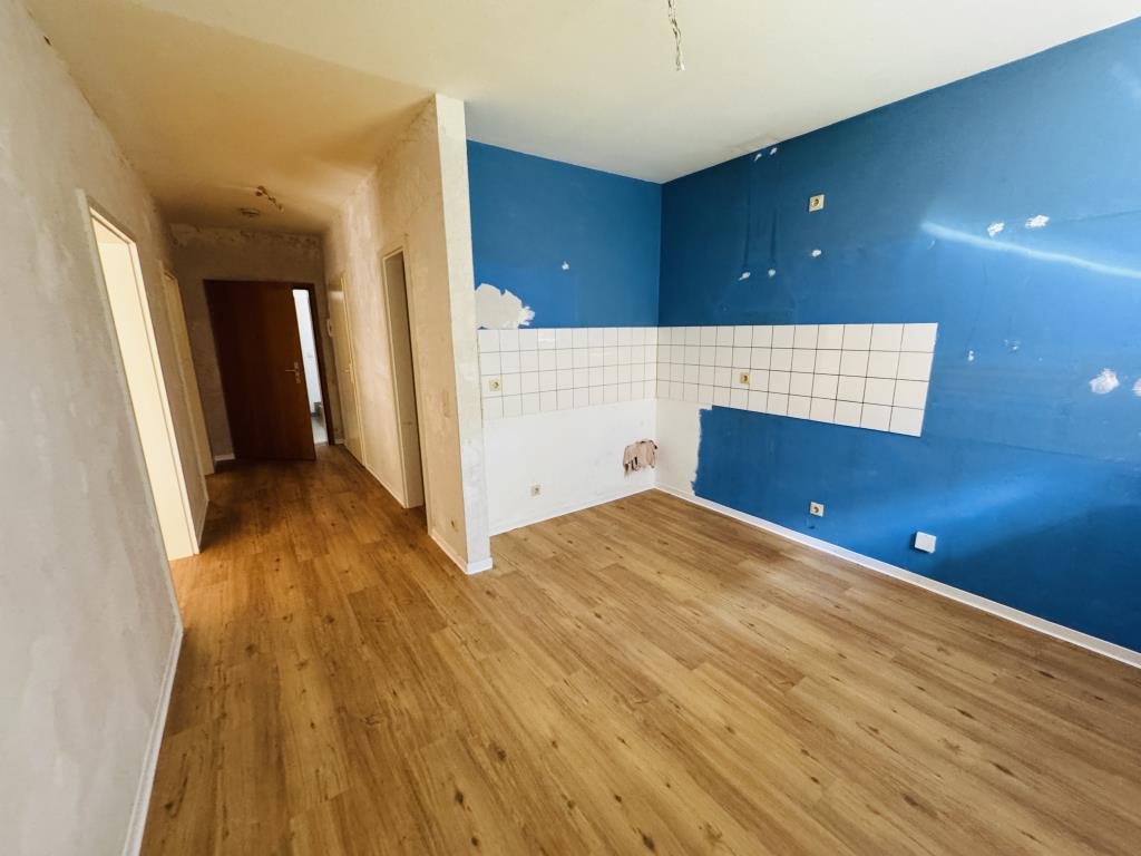2- Zimmer - Erdgeschosswohnung -Gestaltungsspielraum für kreative Köpfe und handwerklich Begabte - Photo 2