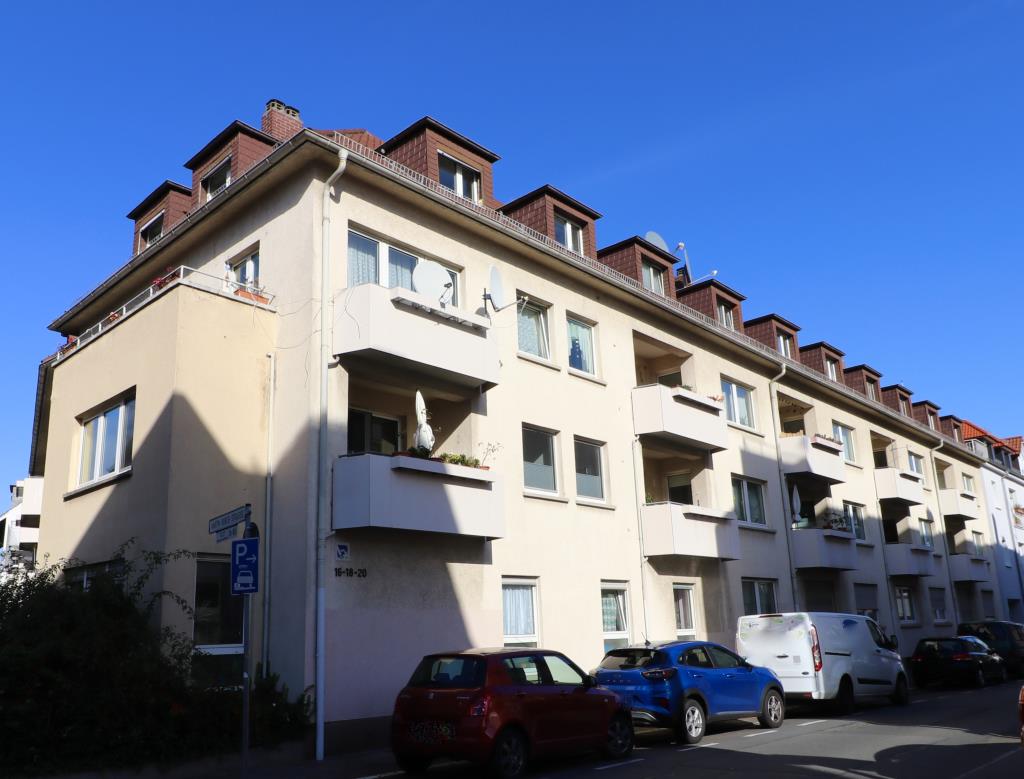 Gemütliche 2-Zimmer-Dachgeschosswohnung - Foto 2