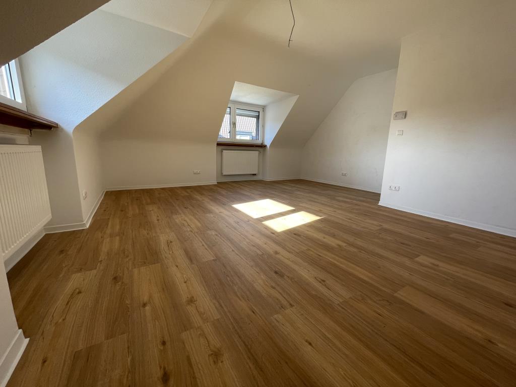 Gemütliche 2-Zimmer-Dachgeschosswohnung - Foto 5