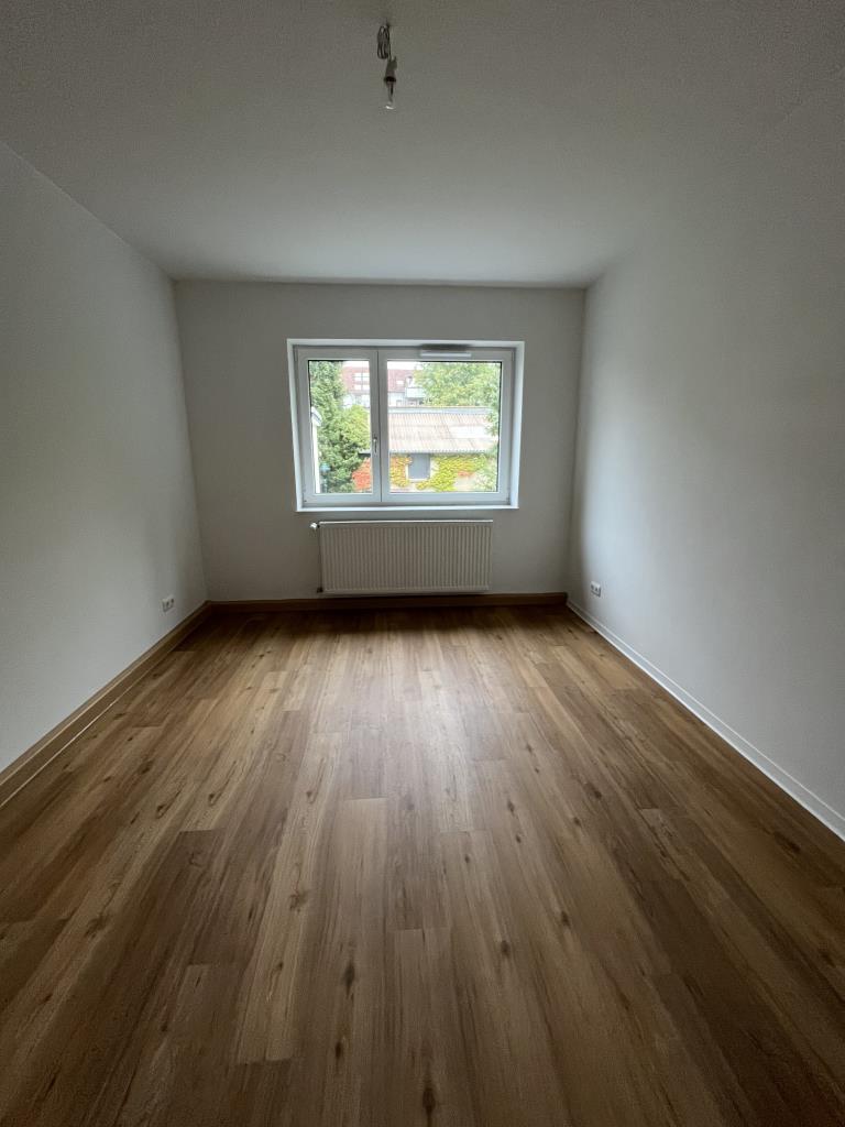 Neu saniert 2-Zimmerwohnung mit Balkon! - Photo 2