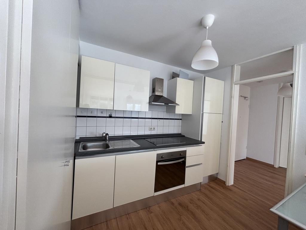 Helle 2-Zimmer-Wohnung - Anmietung nur mit Wohnberechtigungsschein nach § 88d - Photo 5