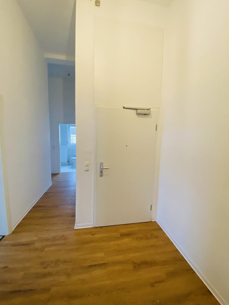 Ein Hauch von Altbau auf 79m² - 3-Zimmer-Wohnung in zentraler Lage! - Photo 5
