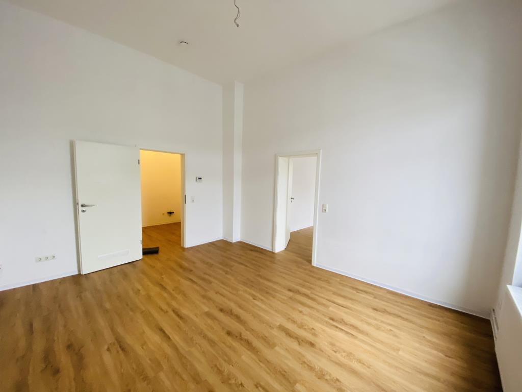 Ein Hauch von Altbau auf 79m² - 3-Zimmer-Wohnung in zentraler Lage! - Photo 4