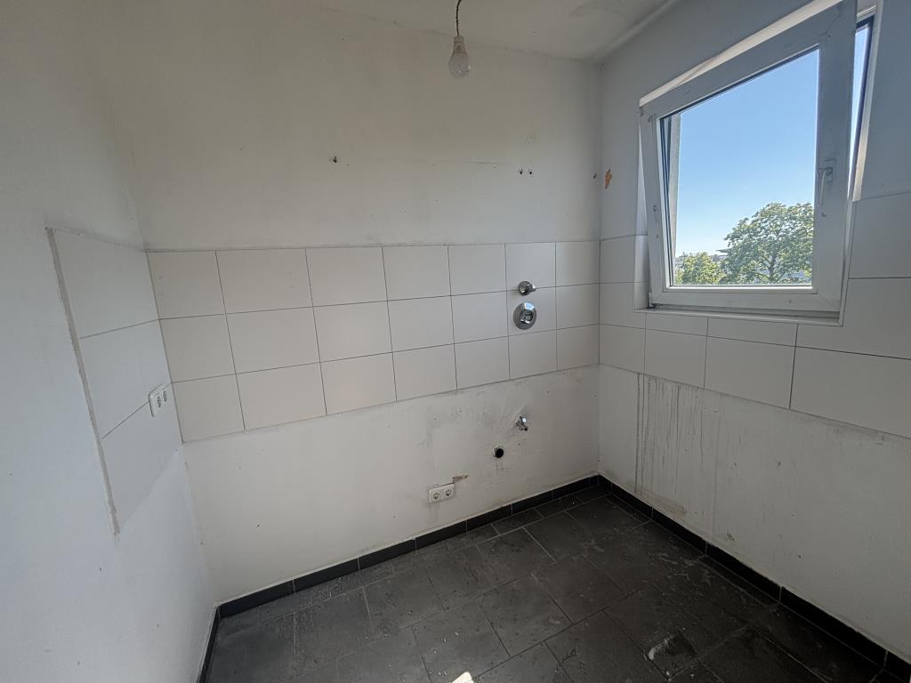 Helle 3-Zimmer-Wohnung im 4. Stock in Bahnhofsnähe - Photo 4