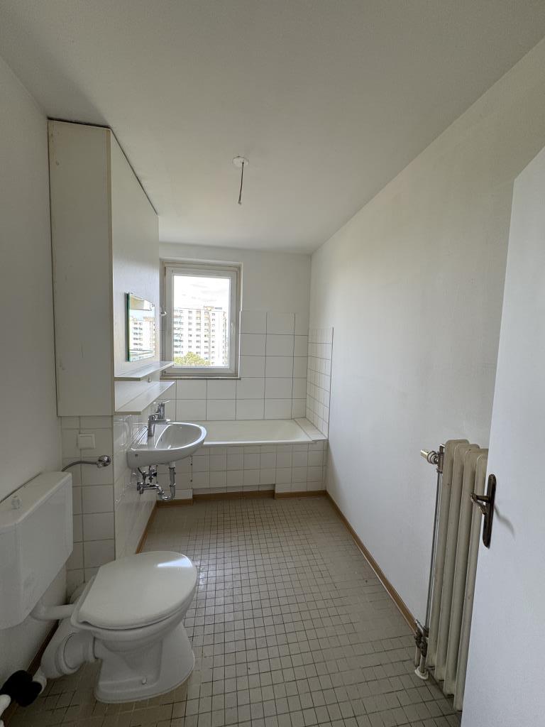 Schöne 3-Zimmer-Wohnung in Darmstadt-Eberstadt - jetzt frei ! - Photo 4