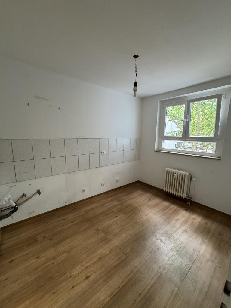 Attraktive 3-Zimmer-Etagenwohnung in Darmstadt mit Blick ins Grüne - Photo 2