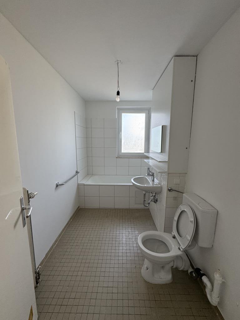 Schöne 3-Zimmer-Wohnung in Darmstadt-Eberstadt - jetzt bewerben! - Photo 3