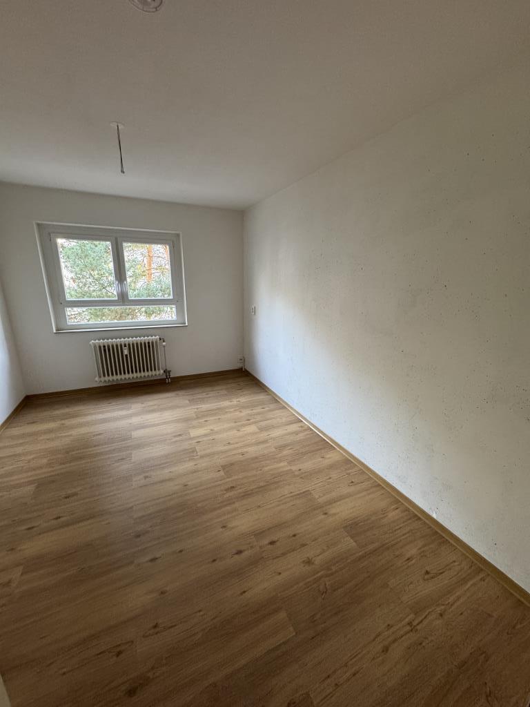 Geräumige 3-Zimmer-Wohnung in Eberstadt Süd zu vermieten! - Foto 2