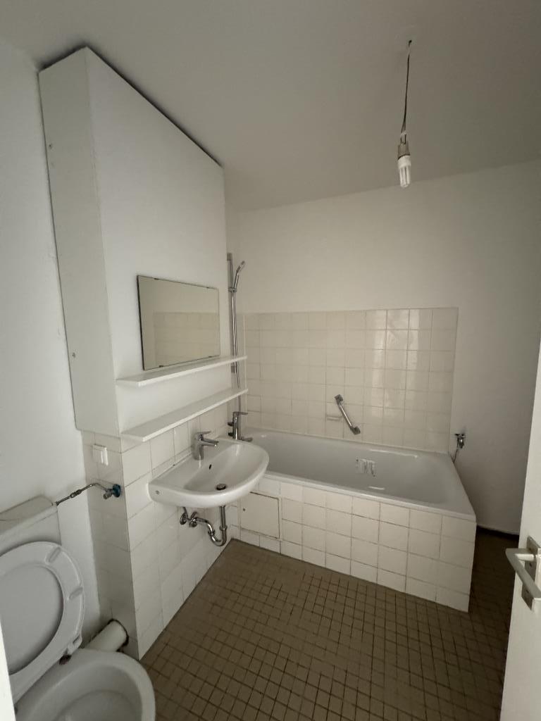 Großzügige 2-Zimmer-Wohnung in Darmstadt-Eberstadt - jetzt frei! - Foto 3