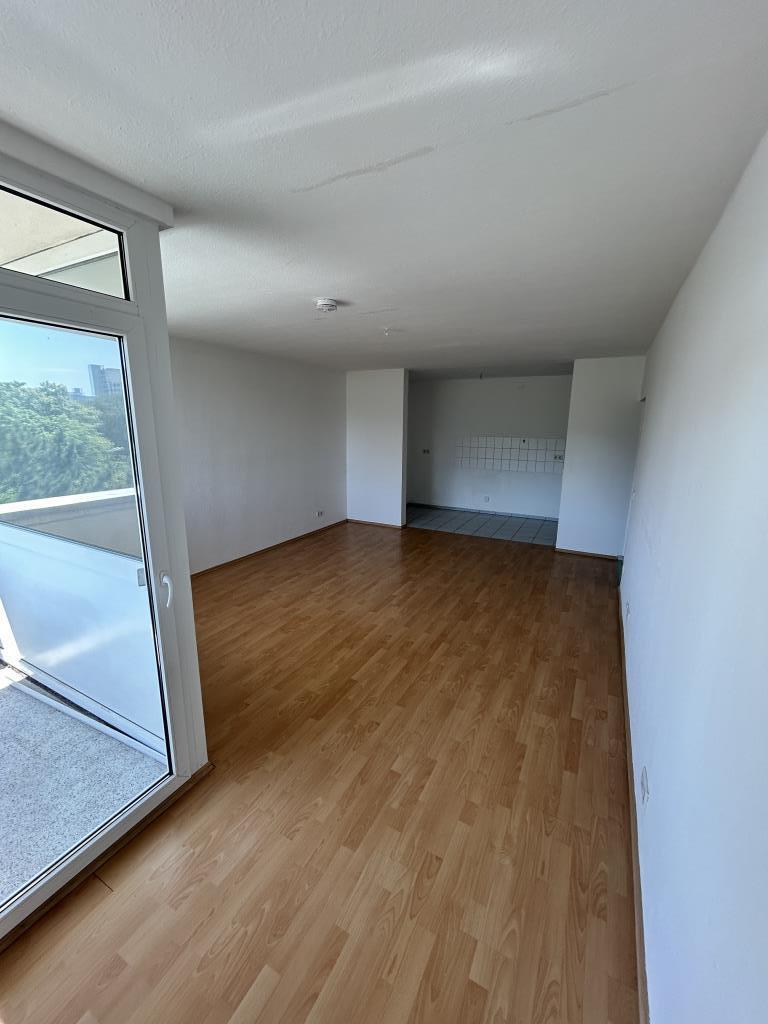 Schöne 2-Zimmer-Wohnung in Eberstadt ab August zu vermieten! - Photo 2