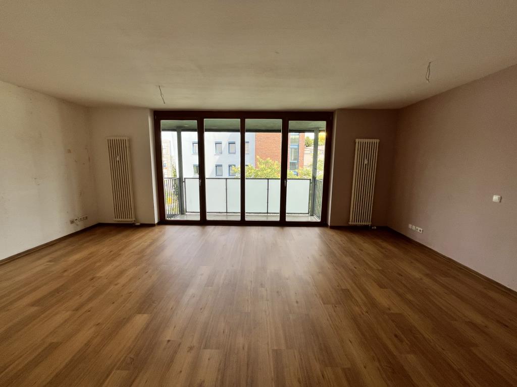 NUR MIT WOHNBERECHTIGUNGSSCHEIN NACH § 88D !! 1-Zimmer-Wohnung sucht Nachmieter - Photo 2