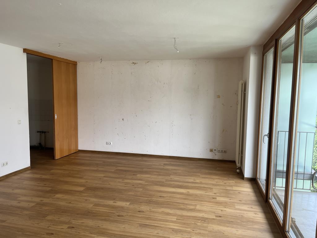 NUR MIT WOHNBERECHTIGUNGSSCHEIN NACH § 88D !! 1-Zimmer-Wohnung sucht Nachmieter - Foto 1