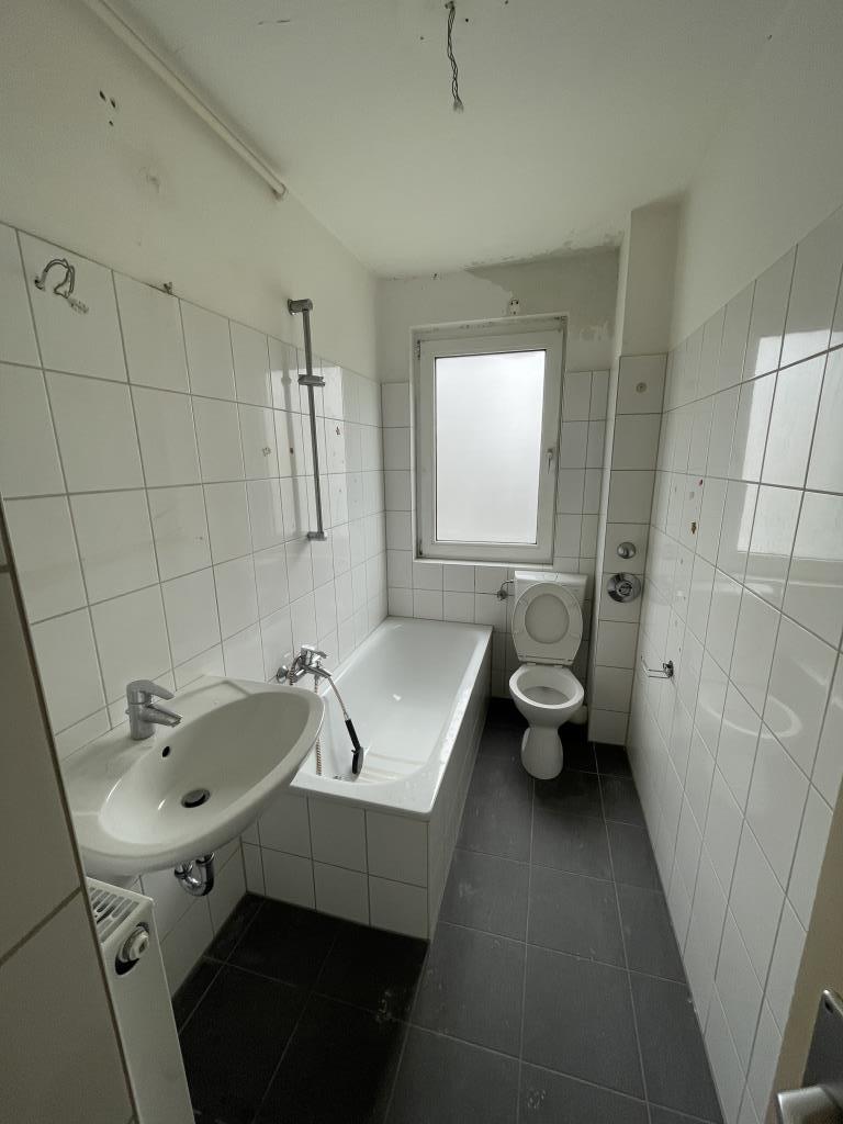Helle 3-Zimmer-Wohnung in Neu-Isenburg - jetzt bewerben ! - Foto 1