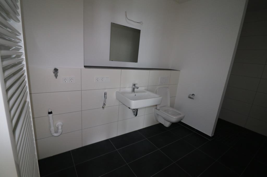 Schicke 2-Zimmer-Wohnung mit Balkon in der Lincoln-Siedlung. - Photo 3