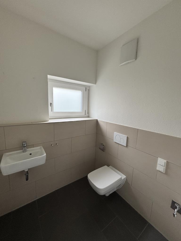 Schicke 3-Zimmer-Wohnung mit Balkon in der Lincoln-Siedlung. - Photo 3