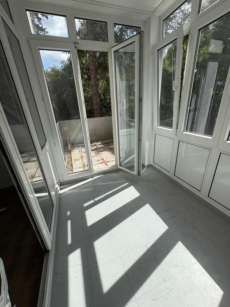 2-Zimmer-Wohnung mit Wintergarten und Balkon - Anmietung nur mit Wohnberechtigungsschein nach § 88d - Foto 4