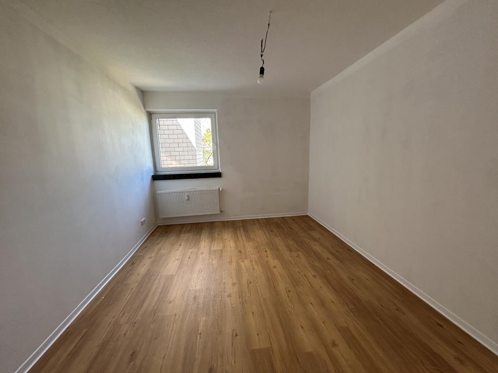 Helle 3-Zimmer-Wohnung mit Balkon - Foto 1