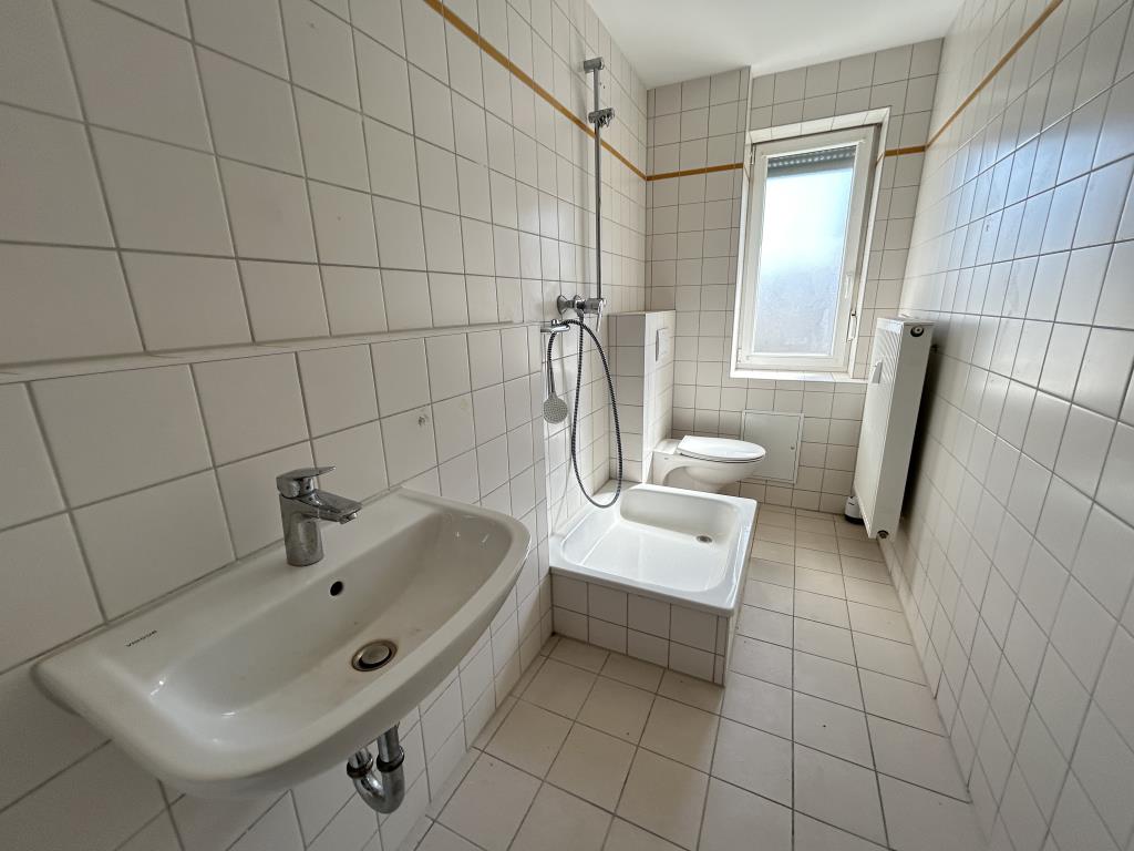 Helle 2-Zimmer-Wohnung mit überdachtem Balkon in Darmstadt - Foto 2