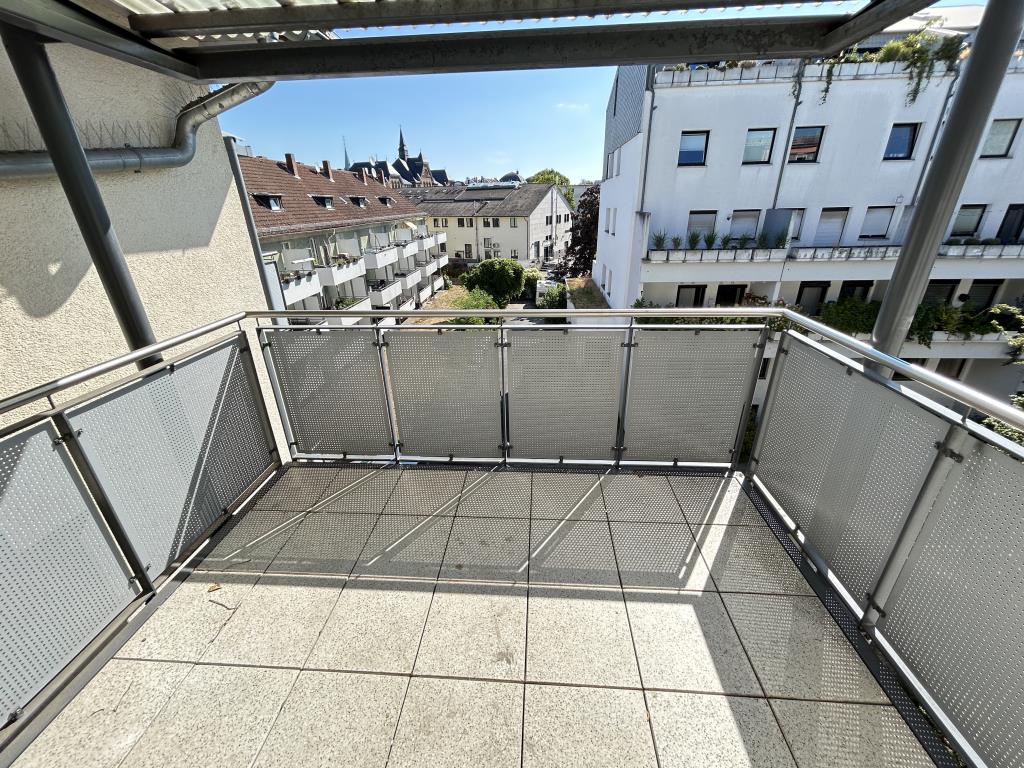 Helle 2-Zimmer-Wohnung mit überdachtem Balkon in Darmstadt - Foto 3