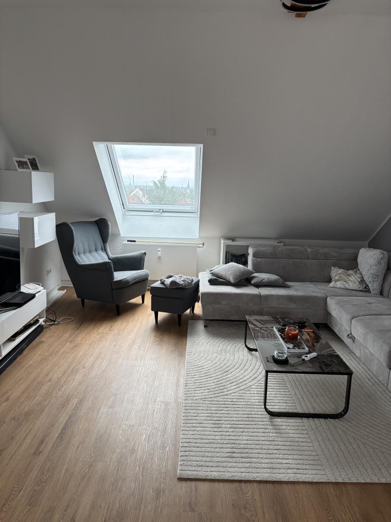 Moderne 2-Zimmer-Wohnung im Dachgeschoss! - Foto 2