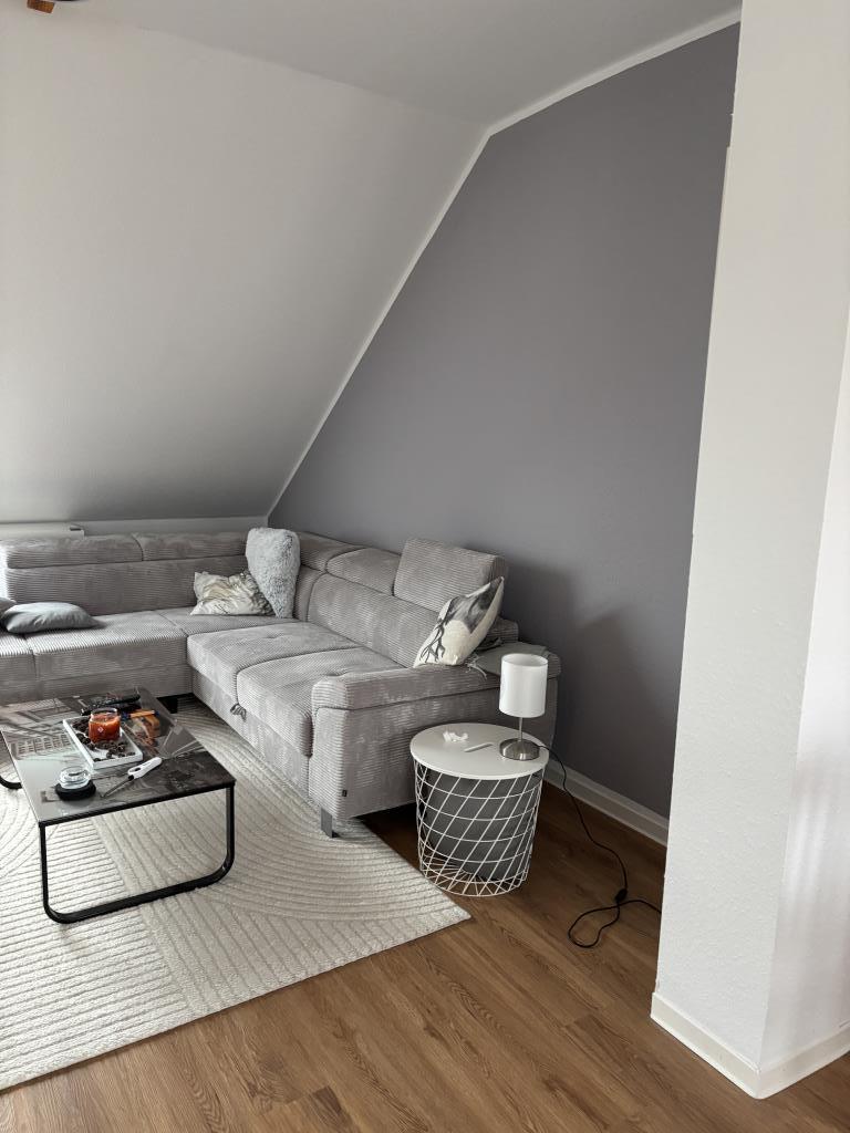 Moderne 2-Zimmer-Wohnung im Dachgeschoss! - Foto 1