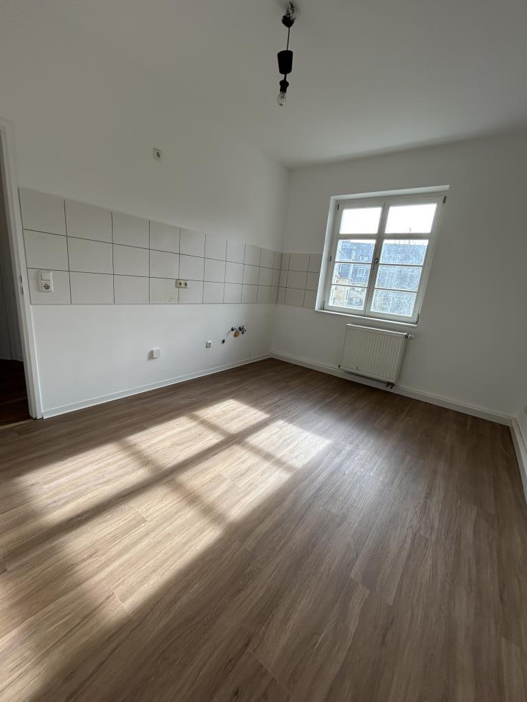 Modern & gemütlich – 1-Zimmer-Wohnung im 2. Obergeschoss - Photo 2