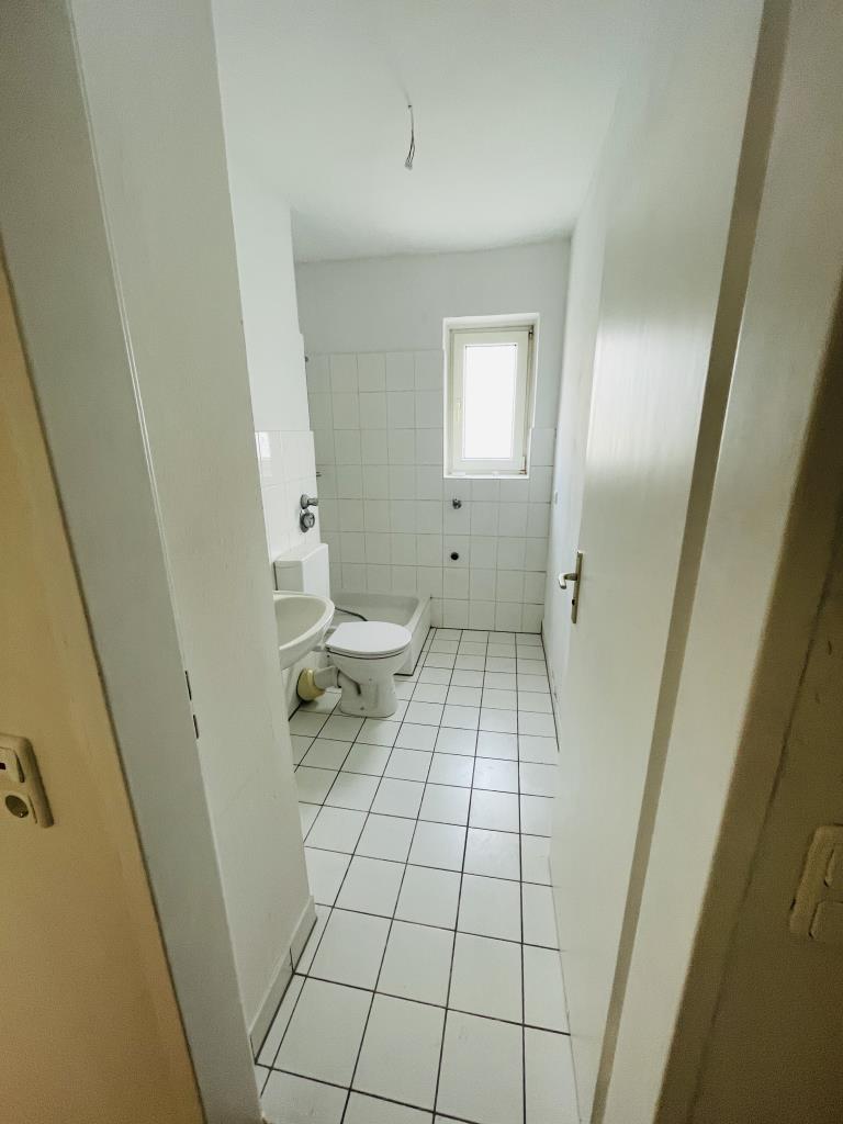 Praktisch geschnittene 2-Zimmer-Wohnung freut sich auf Ihren Einzug - Photo 2