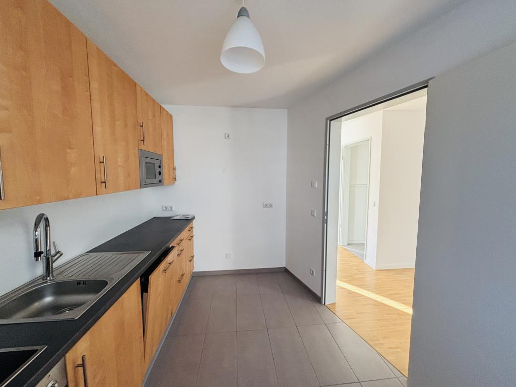 Helle 2-Zimmer-Dachgeschosswohnung in Arheilgen mit Garten ab sofort frei - Photo 2
