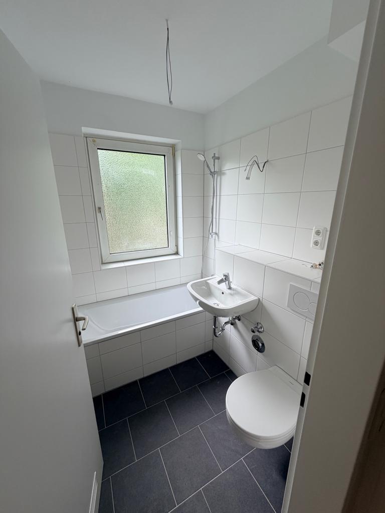 Zentral Wohnen - Modernisierte 3-Zimmer-Wohnung! - Foto 3